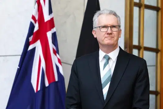 Albanese Government sneaks bill into Parliament that attacks legal and human rights
